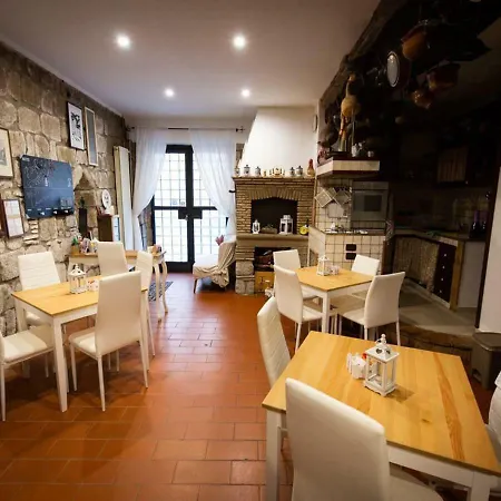 La Lanterna Bed & Breakfast 3*